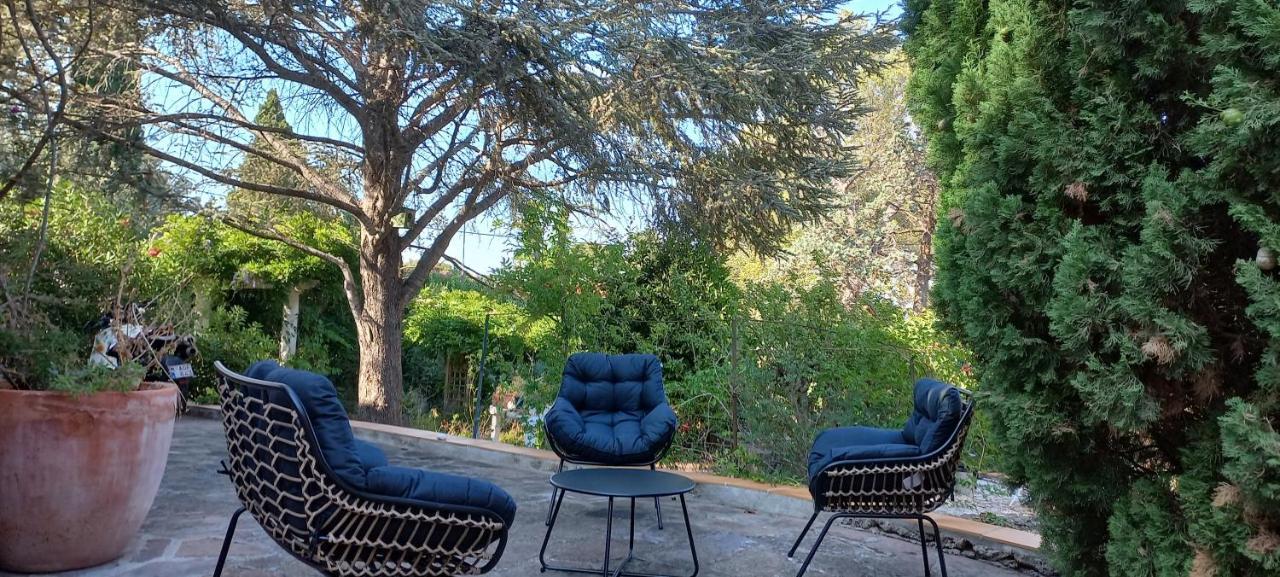Appartement Et Sa Grande Terrasse En Rez De Jardin サン・エギュルフ エクステリア 写真